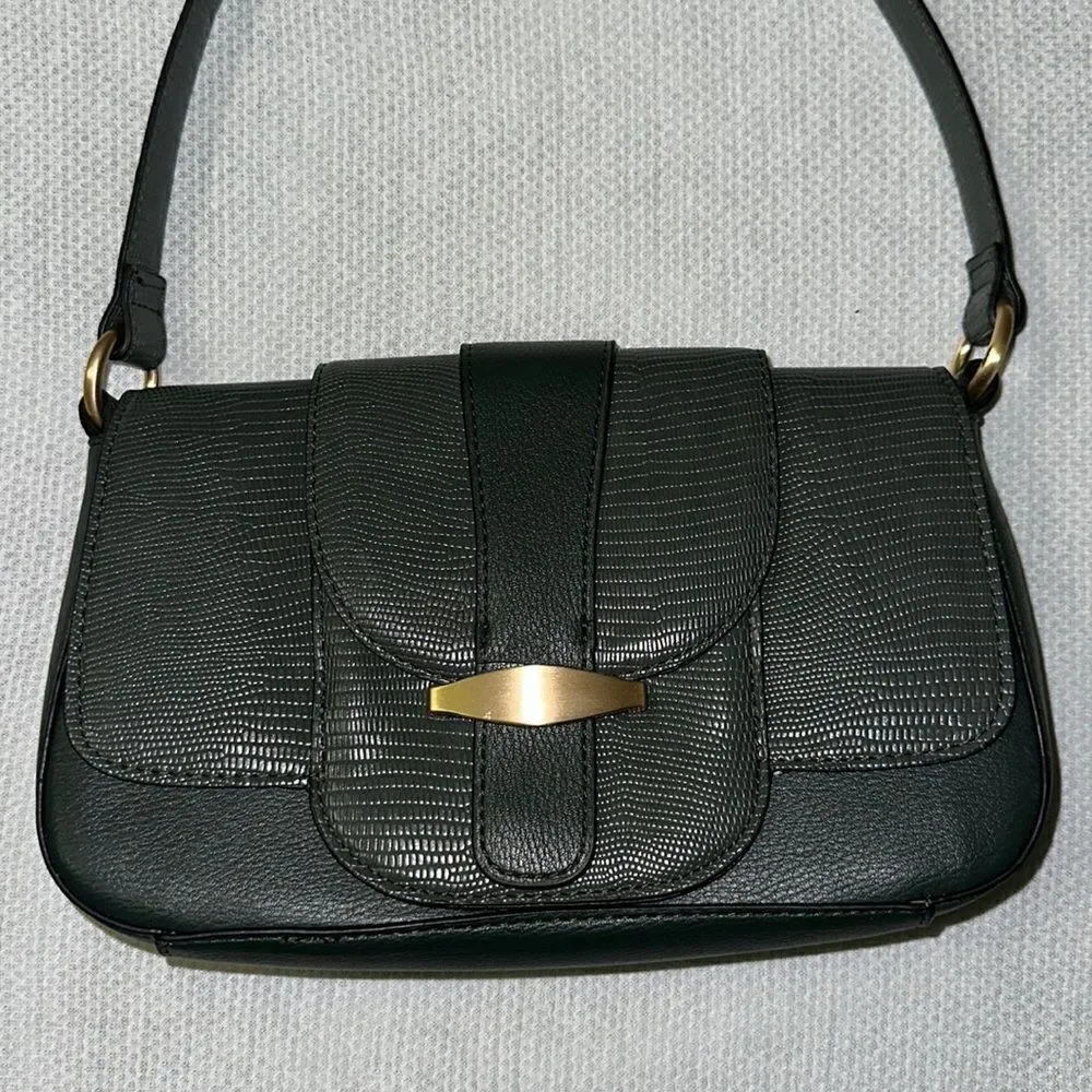 TIME and TRU Small Dark Green Faux Pebbled Leather Hobo Bag Purse